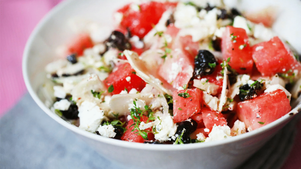 Ensalada de sandía y queso feta 🍉🧀 Ensalada de sandía y queso feta 🍉🧀 - image 1